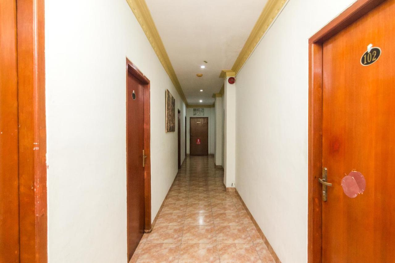 Oyo 2422 Rama Hotel Nagoya Luaran gambar