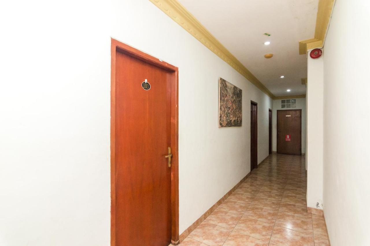 Oyo 2422 Rama Hotel Nagoya Luaran gambar